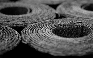 Eadar Dha Fhadhail bitumen roof disadvantages