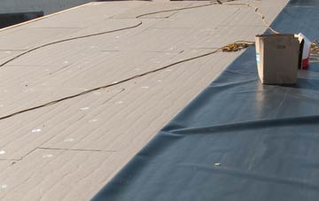 disadvantages of Eadar Dha Fhadhail flat roof insulation